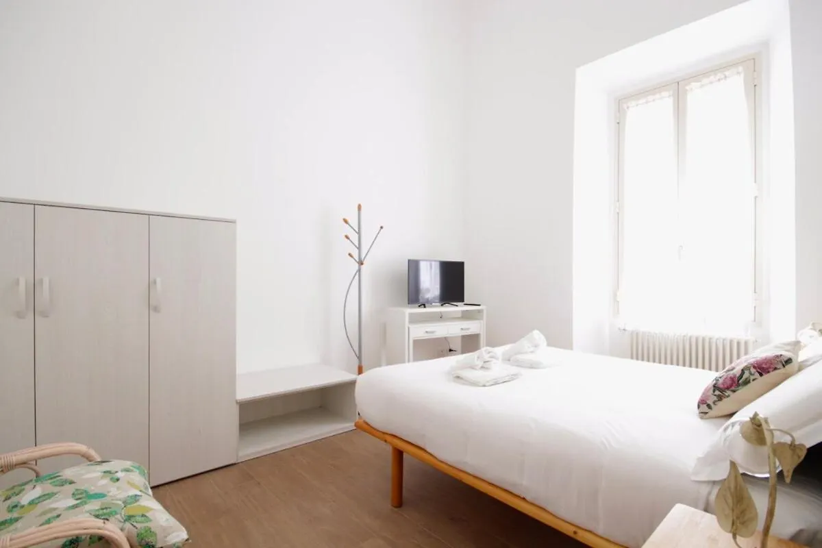 Hc - Piazza Vittorio Emanuele Dream Apartment Rome Italy